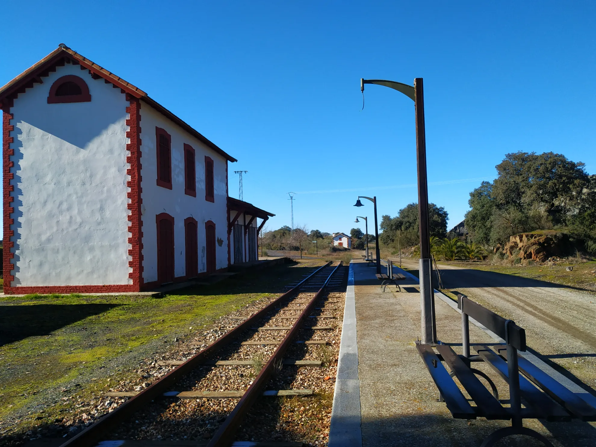 Paisaje natural y vestigios de la minería