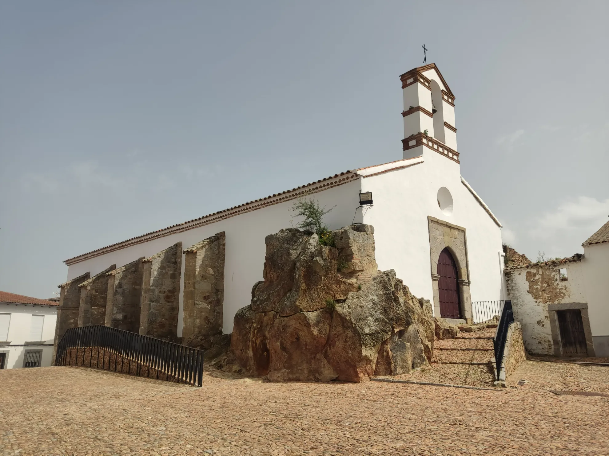 Entre villas históricas y el sabor del ibérico